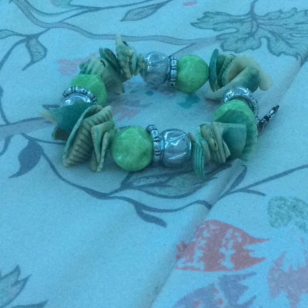 Bracelet